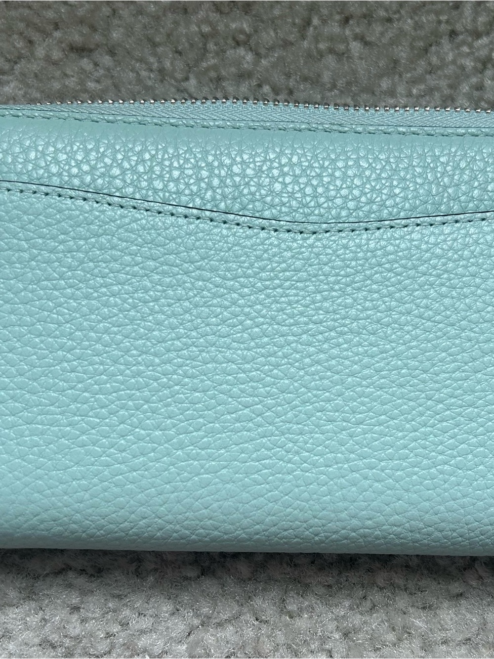 Kate Spade Mint Green Leather Shoulder Bag with Matching Wallet - Picture 3 of 16